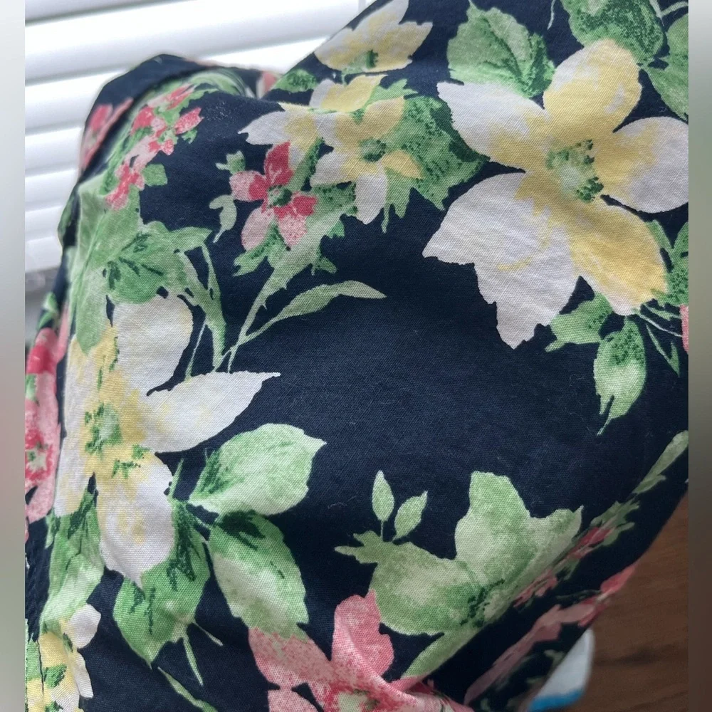 NWOT Blue Old Navy Floral Short Sleeve Shirt 2T